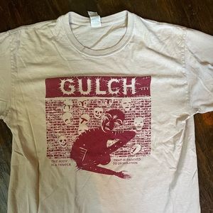 Gulch T shirt size large